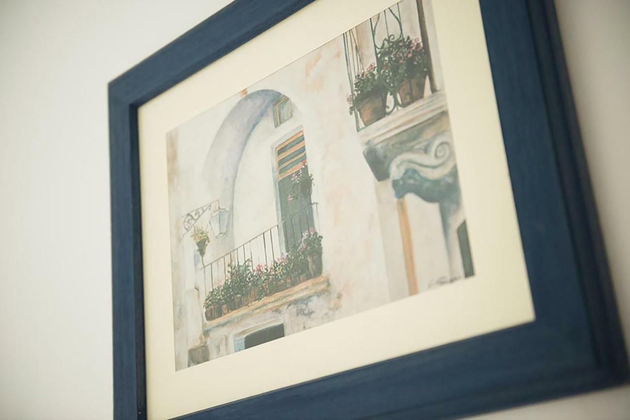 Dimora Cappuccini Guest House Чистернино Экстерьер фото